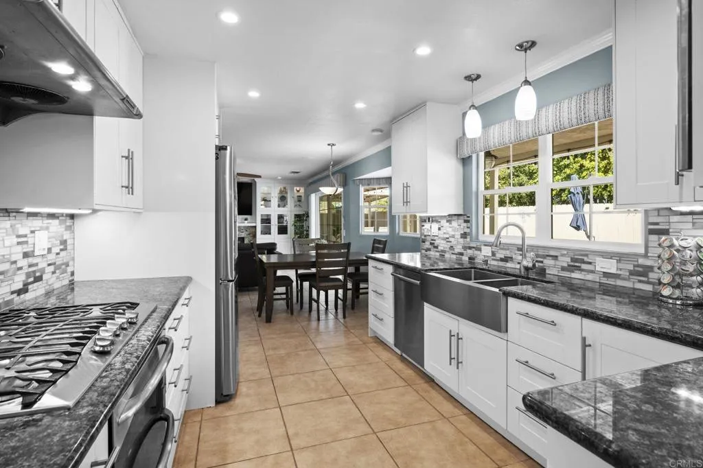 https://cdn.realtyfeed.com/cdn/127/306645243/0eb3f9d542bd185b73c3b09f1f8acc49.webp