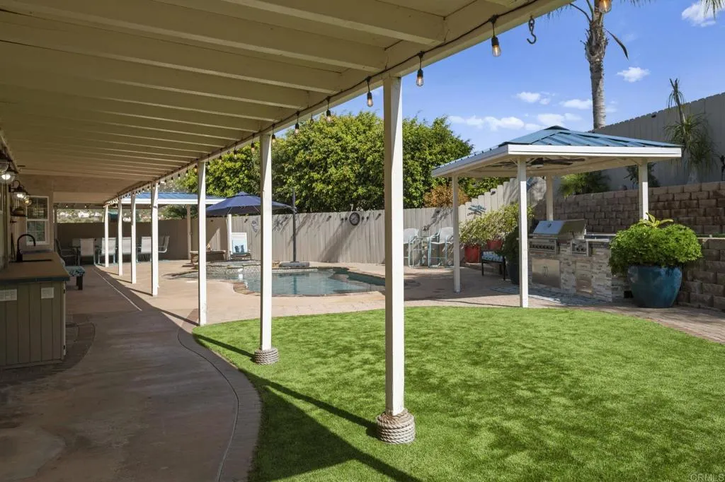 https://cdn.realtyfeed.com/cdn/127/306645243/2f7b86118249639916ef1747f2210629.webp