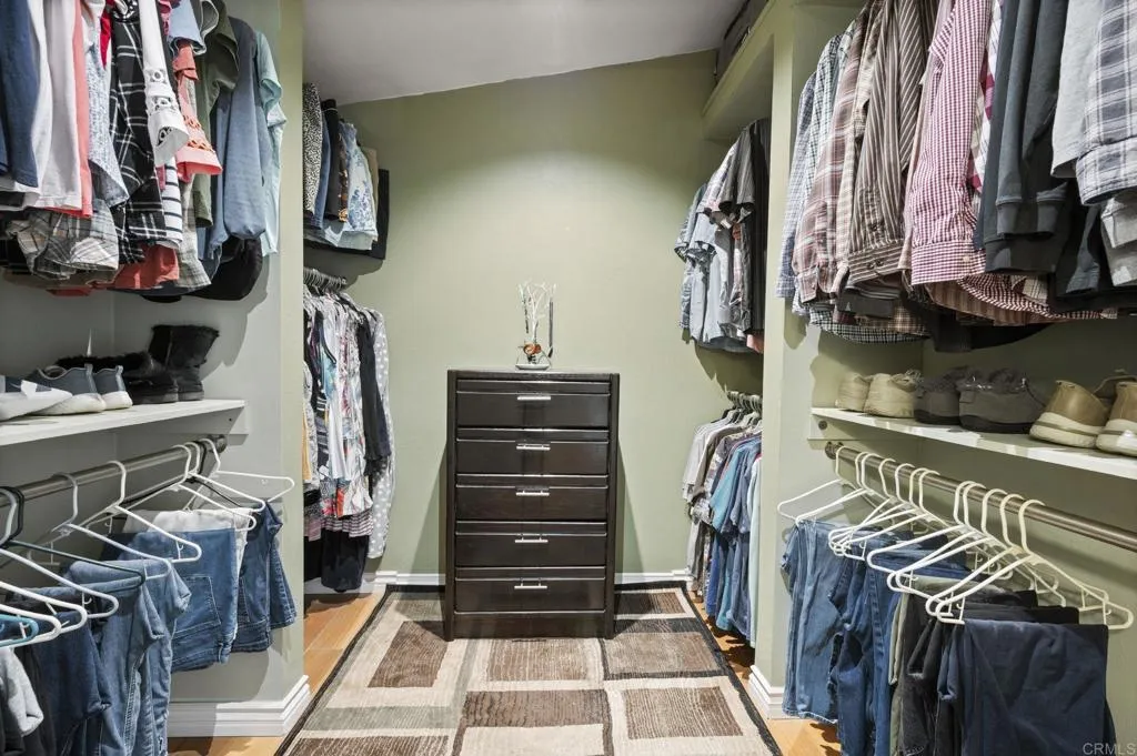 https://cdn.realtyfeed.com/cdn/127/306645243/c8a87343966912726f227faa18f35d2e.webp
