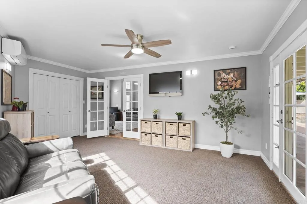 https://cdn.realtyfeed.com/cdn/127/306645243/e7b3ec362cd943f949fec8cffd0d7484.webp