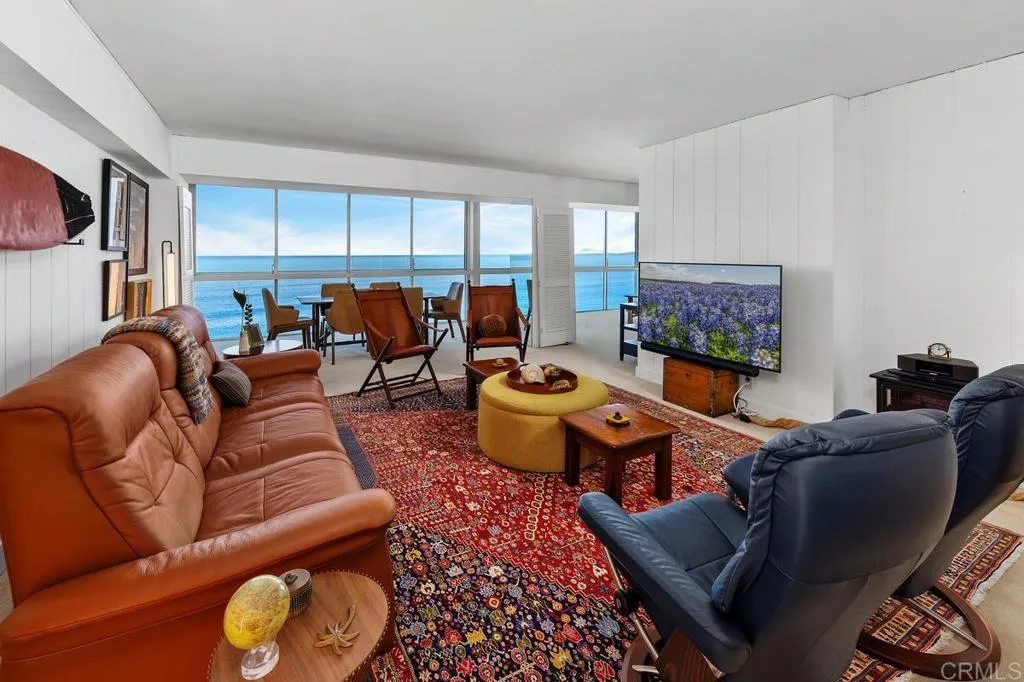 https://cdn.realtyfeed.com/cdn/127/306645251/e0b4d78c1b3cf56786481bde5ed9f64d.webp