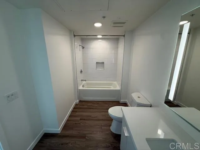 5750 Hollywood Boulevard Unit 709, Los Angeles, CA 90028 - Photo 5 of 5, Los Angeles, CA