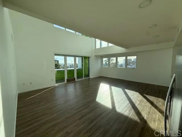 5750 Hollywood Boulevard Unit 709, Los Angeles, CA 90028 - Photo 2 of 5, Los Angeles, CA
