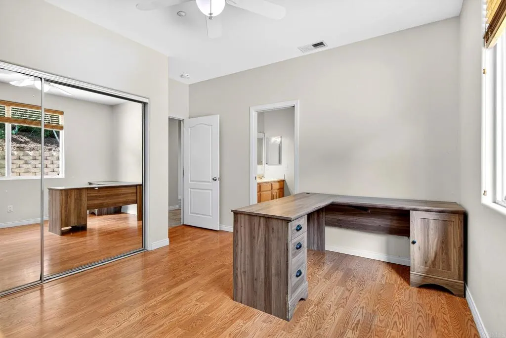 https://cdn.realtyfeed.com/cdn/127/306645279/92ef19b3fab1506c9d4e3b494d161137.webp