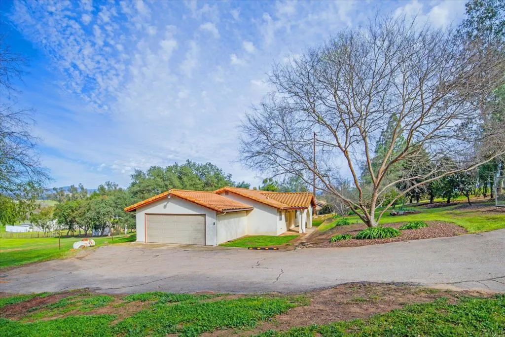 https://cdn.realtyfeed.com/cdn/127/306645296/42a889d6cb4a2756007ce12271f41e97.webp