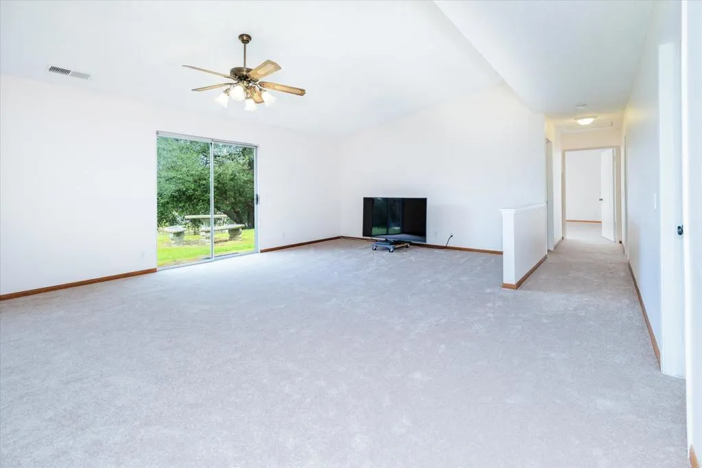 https://cdn.realtyfeed.com/cdn/127/306645296/6325d351032b8b686691b578fa94adba.webp