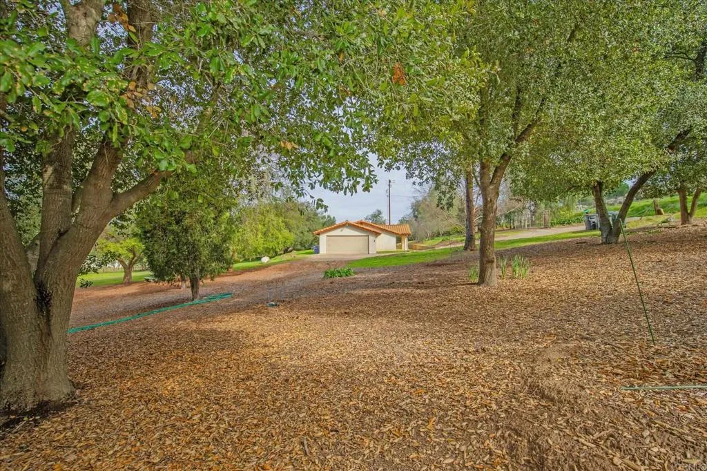 https://cdn.realtyfeed.com/cdn/127/306645296/853453acad6001d969729ed2fda01134.webp