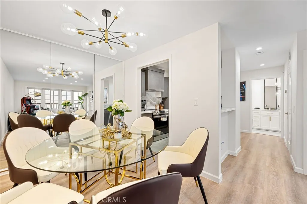 906 N Doheny Drive Unit 318, West Hollywood, CA 90069 - Photo 5 of 17, West Hollywood, CA