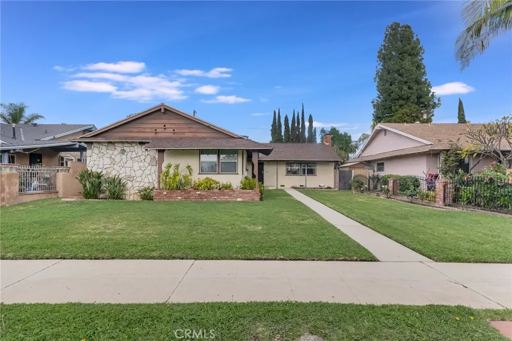 15235 Lassen Street, Mission Hills (San Fernando), CA 91345 - Photo 2 of 41, Mission Hills (san Fernando), CA