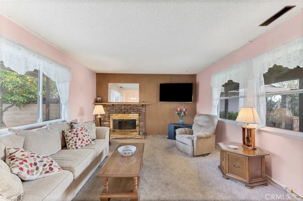 15235 Lassen Street, Mission Hills (San Fernando), CA 91345 - Photo 5 of 41, Mission Hills (san Fernando), CA