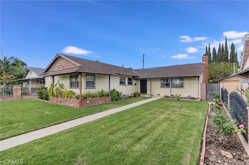 15235 Lassen Street, Mission Hills (San Fernando), CA 91345 - Photo 3 of 41, Mission Hills (san Fernando), CA