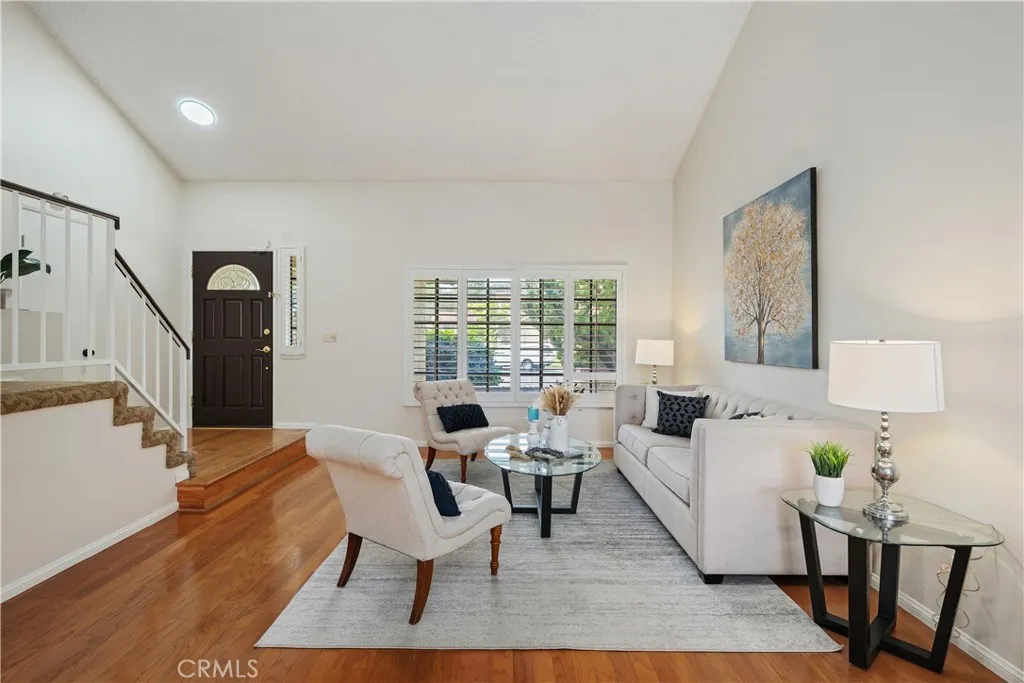 6698 Summerhill Court, Oak Park, CA 91377 - Photo 4 of 26, Oak Park, CA