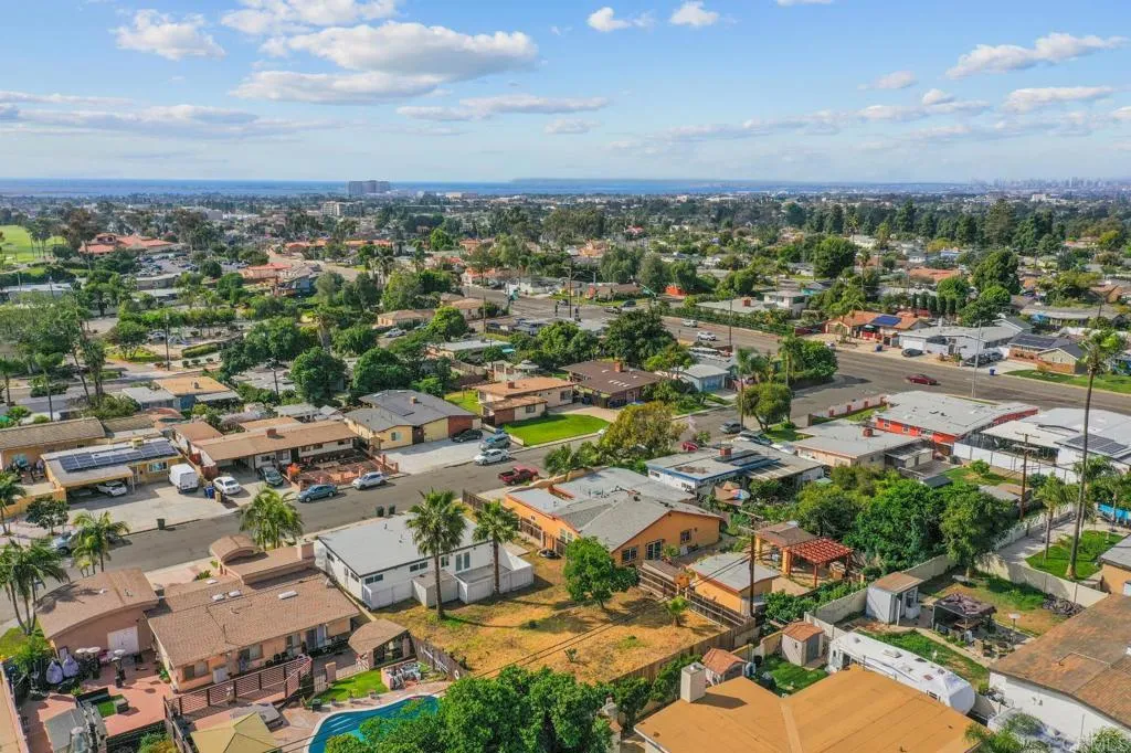 https://cdn.realtyfeed.com/cdn/127/306645390/b202a1ee800853856153a31a1863d8a1.webp