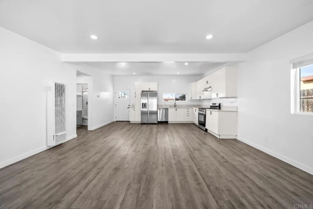 https://cdn.realtyfeed.com/cdn/127/306645390/df084c89ba571399258dd2fd91d306c4.webp