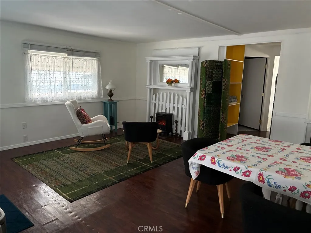 https://cdn.realtyfeed.com/cdn/127/306645498/1ebe957d4abae4c619798ad366966a55.webp