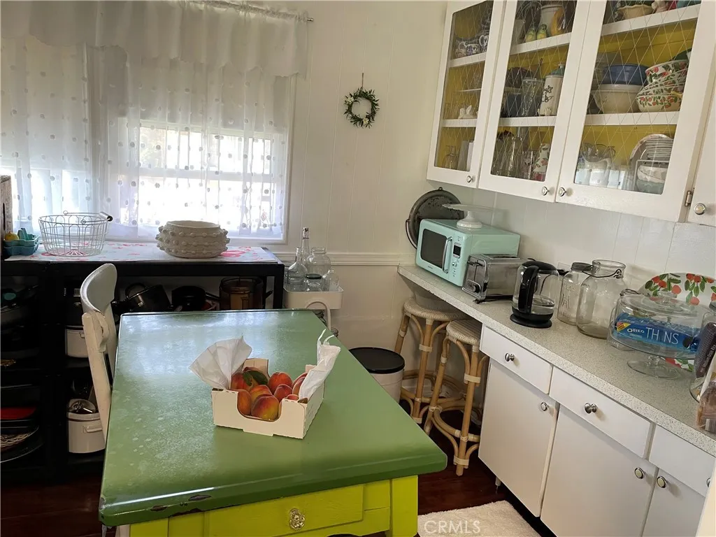 https://cdn.realtyfeed.com/cdn/127/306645498/b60e6adddcf4a837861101fa69bb1533.webp