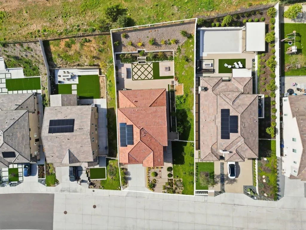 https://cdn.realtyfeed.com/cdn/127/306645508/7bc444c9ad49a9a69ad171e56d828df1.webp