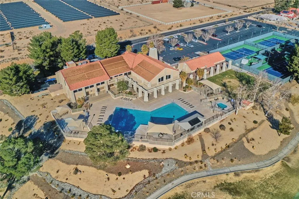 15224 Tournament Drive, Helendale, CA 92342 - Photo 5 of 22, Helendale, CA