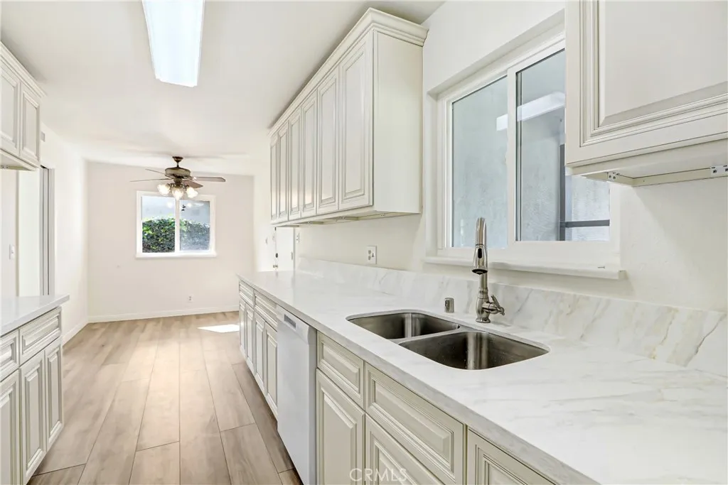 1120 N Old Mill, Azusa, CA 91702 - Photo 3 of 19, Azusa, CA
