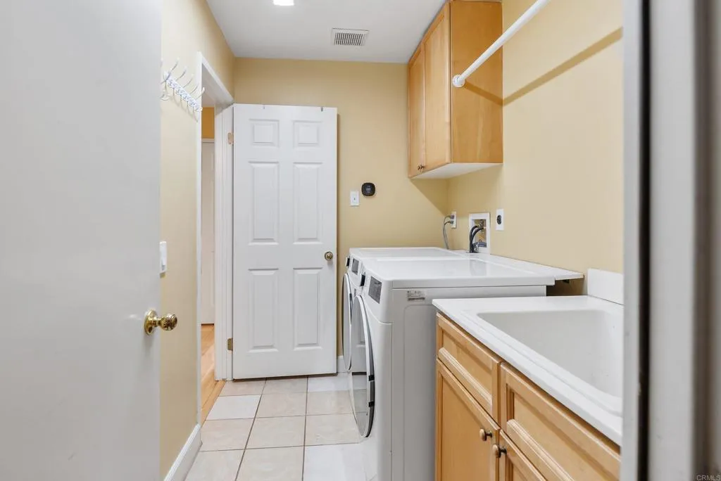 https://cdn.realtyfeed.com/cdn/127/306645687/373ea64b1458900efb86c5eb304ad91c.webp