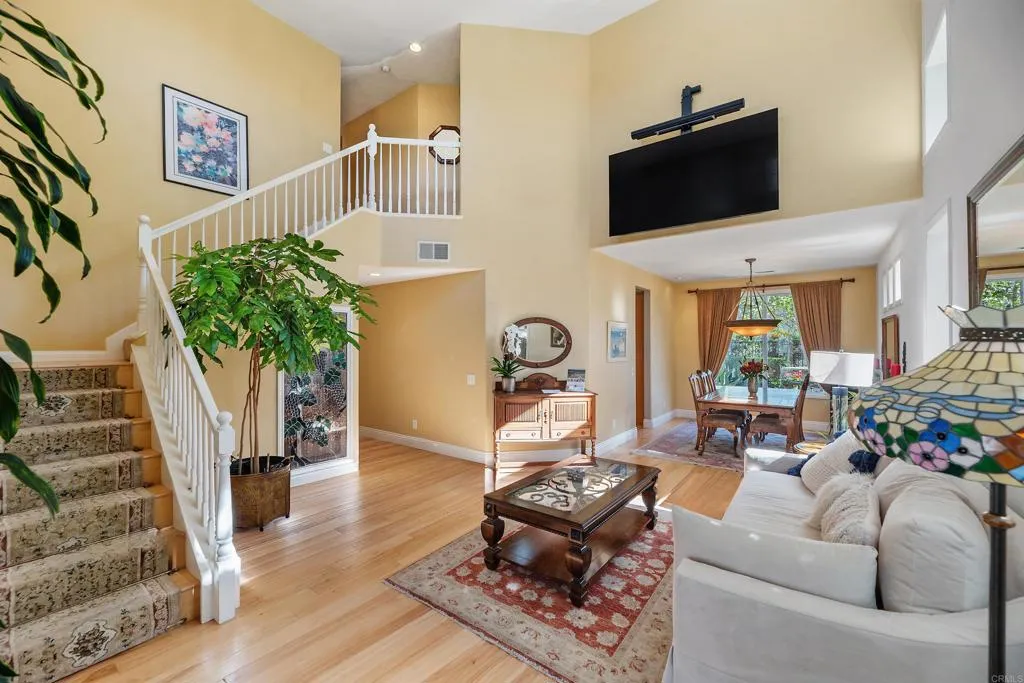 https://cdn.realtyfeed.com/cdn/127/306645687/8f8b8c9b6c7c7885cfe5db4cc636dfc7.webp
