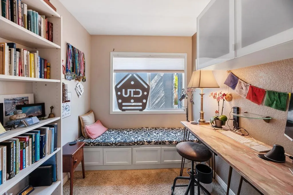 https://cdn.realtyfeed.com/cdn/127/306645687/cdba6db470097bf0c8e8482c8709cd40.webp