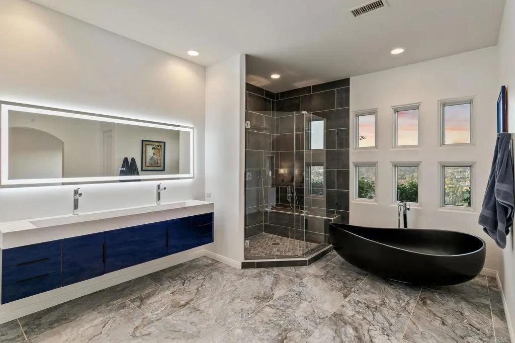 https://cdn.realtyfeed.com/cdn/127/306645713/2c6ffeaa219ffb480010007ce76e15d7.webp