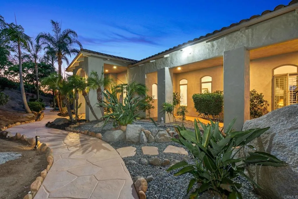 https://cdn.realtyfeed.com/cdn/127/306645713/6c18e7bf8dcf3938f1b0009680ed83e7.webp