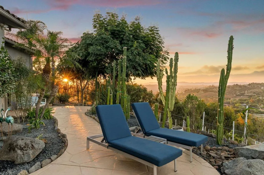 https://cdn.realtyfeed.com/cdn/127/306645713/d36de735ba852d594a58f128aeacfad7.webp