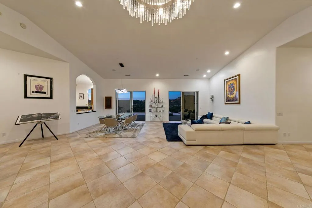 https://cdn.realtyfeed.com/cdn/127/306645713/d9691f785e719ab9391496b30219ff8e.webp