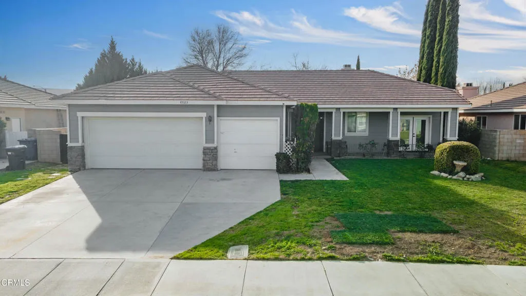 43323 Honeybee Lane, Lancaster, CA 93536 - Main photo, Lancaster, CA