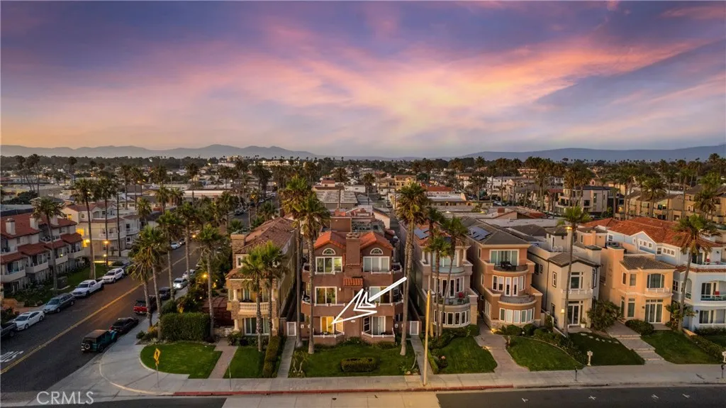 1314 Pacific Coast Highway Unit A, Huntington Beach, CA 92648 - Photo 3 of 37, Huntington Beach, CA