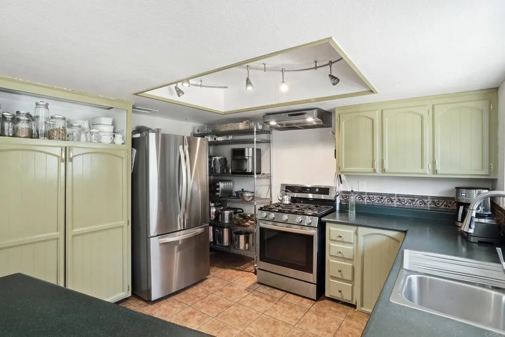 https://cdn.realtyfeed.com/cdn/127/306645904/d47838817df4078784f51c92d7fc882d.webp