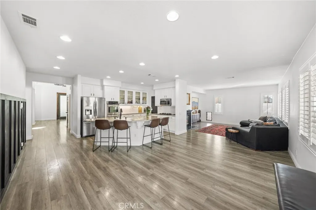 27497 Yellow Wood Way, Murrieta, CA 92562 - Main photo, Murrieta, CA