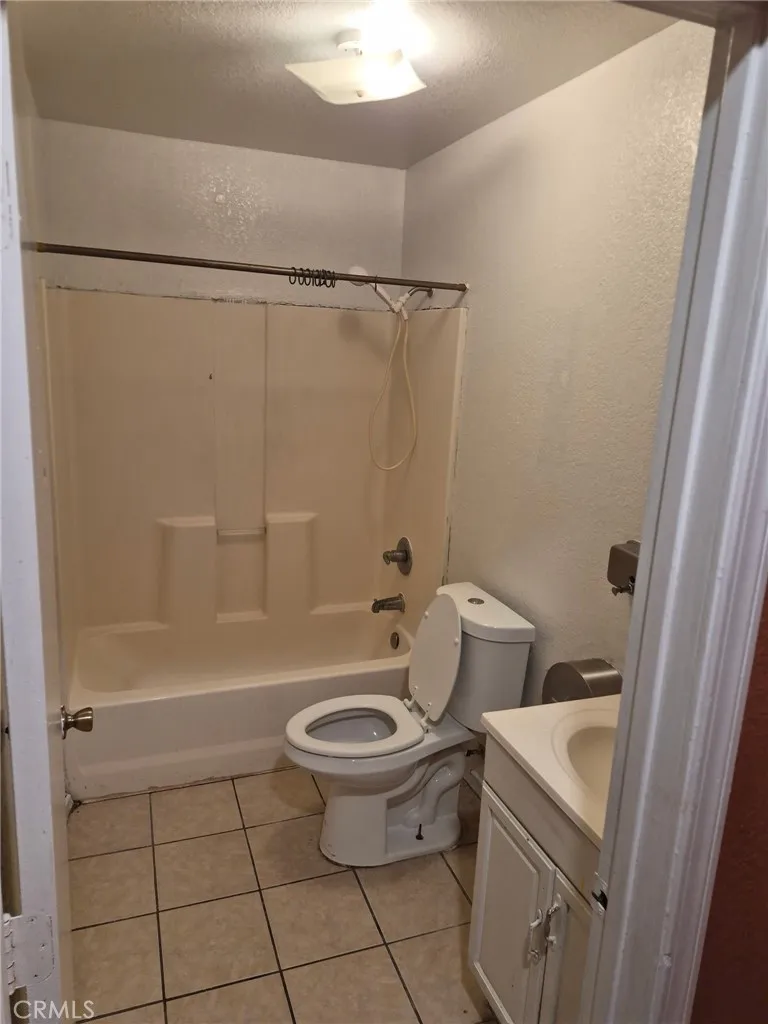 2879 State Street Unit C, Muscoy, CA 92407 - Photo 5 of 10, Muscoy, CA