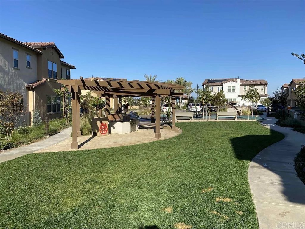 1089 Delpy View Point, Vista, CA, 92084