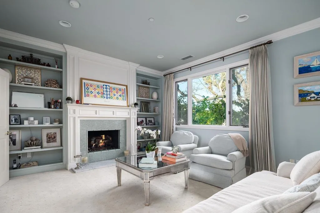 https://cdn.realtyfeed.com/cdn/127/306646004/9fd18d957a1be3508c792f58f71b50a8.webp