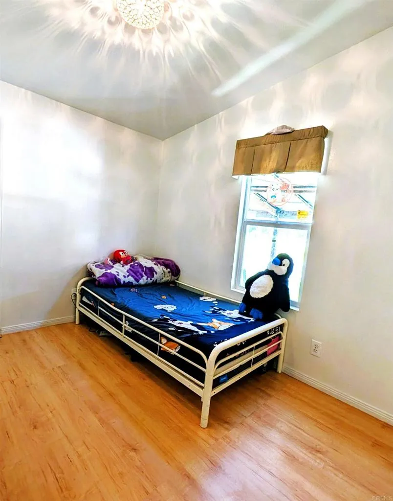 https://cdn.realtyfeed.com/cdn/127/306646019/18fd2ea2dc74e90135a3f907546bd86c.webp