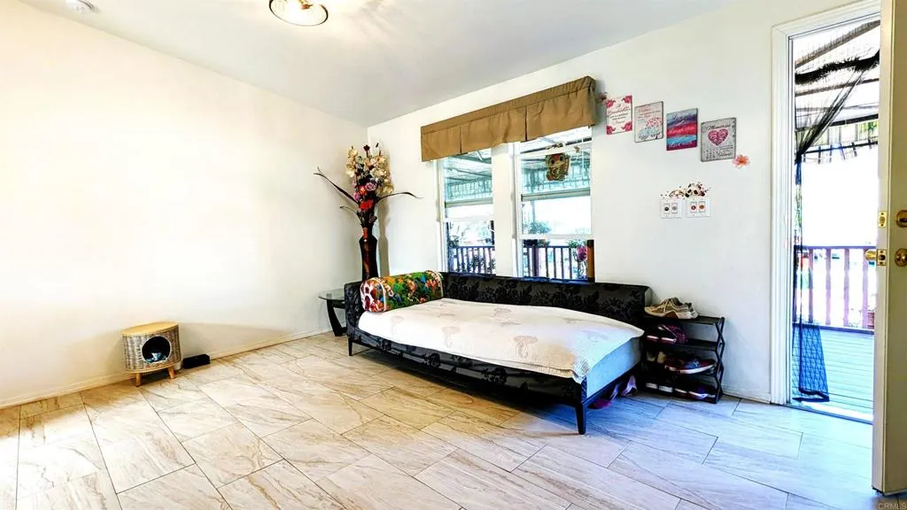 https://cdn.realtyfeed.com/cdn/127/306646019/876b7a1eb826ba0052c98011a6e64dd6.webp