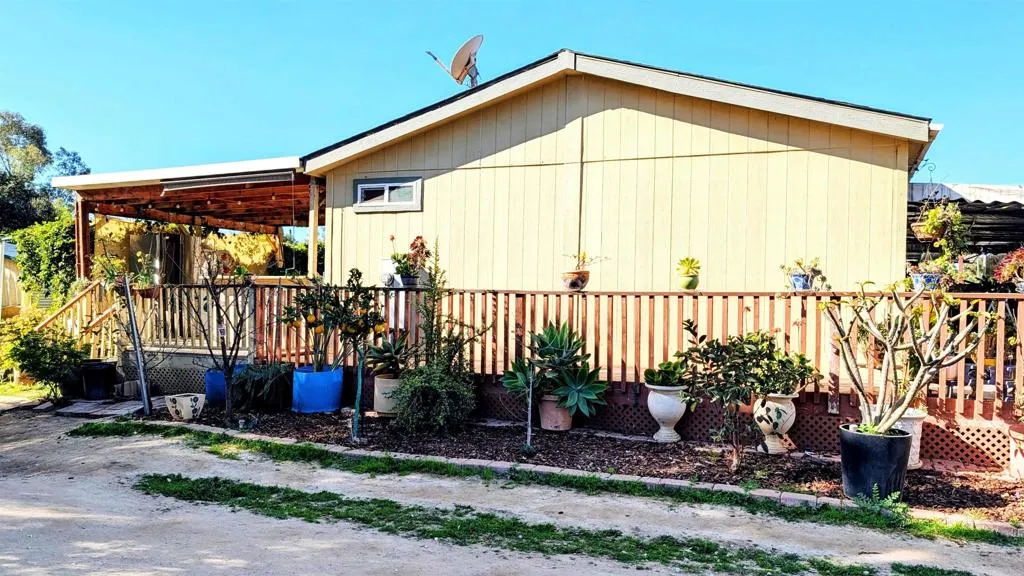 https://cdn.realtyfeed.com/cdn/127/306646019/906ed303d638bf8aa5d0232f4b09ac38.webp