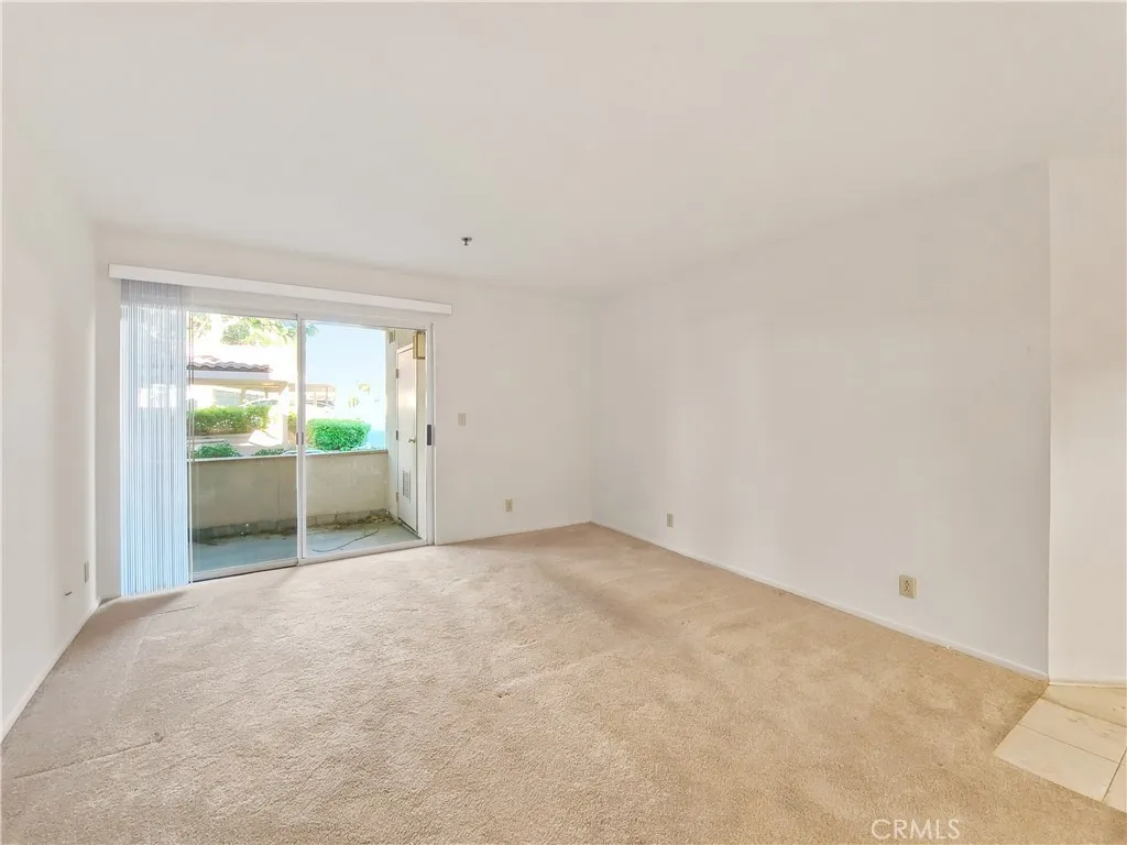 5728 Oak Bend Lane Unit 202, Oak Park, CA 91377 - Photo 4 of 25, Oak Park, CA