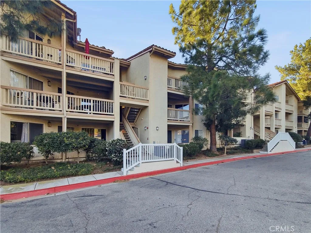 5728 Oak Bend Lane Unit 202, Oak Park, CA 91377 - Main photo, Oak Park, CA