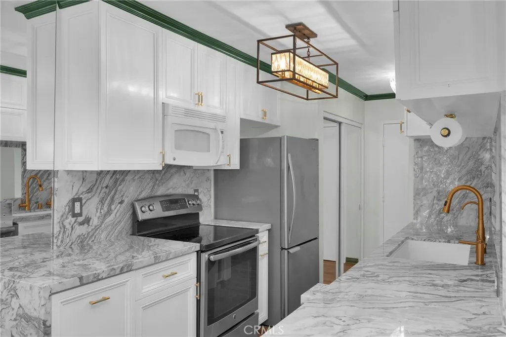 1351 N Orange Drive Unit 205, Los Angeles, CA 90028 - Photo 2 of 50, Los Angeles, CA