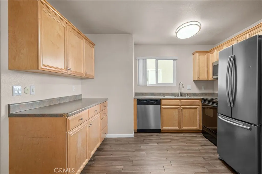 https://cdn.realtyfeed.com/cdn/127/306646030/113bde1436e1c45248738c8db6213371.webp