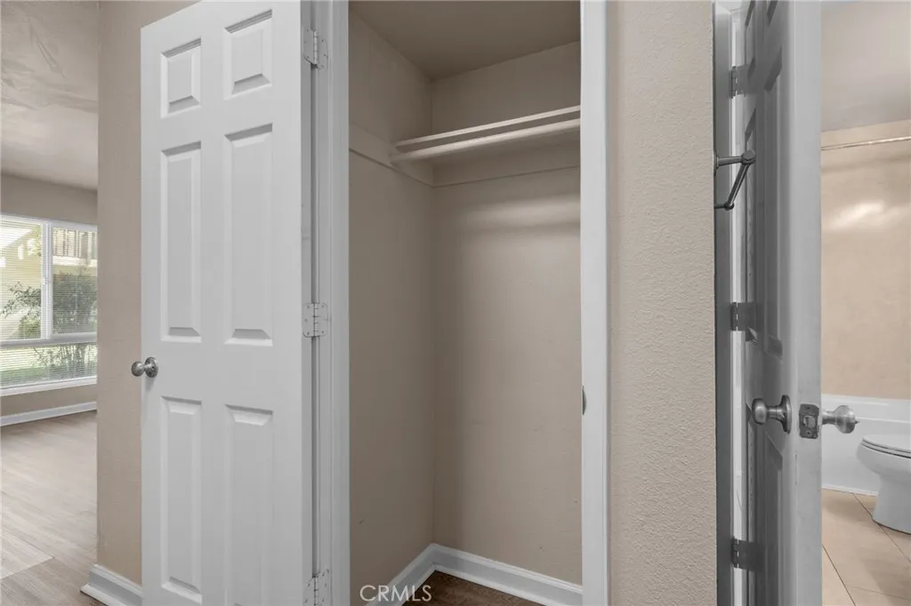 https://cdn.realtyfeed.com/cdn/127/306646030/765d57b0a7f1effcccc9fda572052891.webp