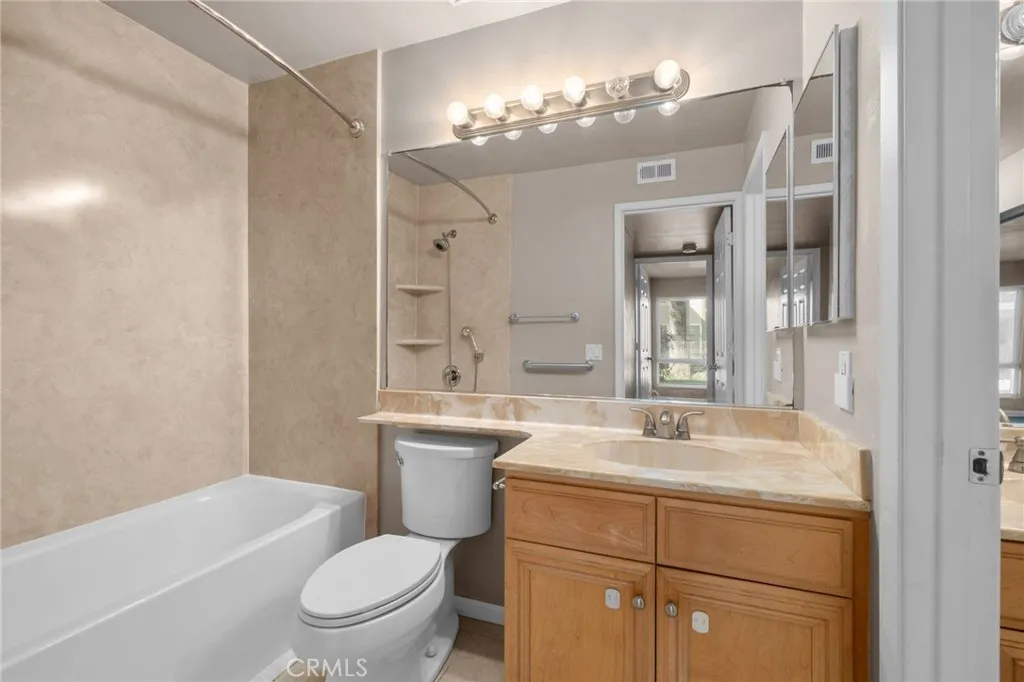 https://cdn.realtyfeed.com/cdn/127/306646030/98a6f6f1c8dbdff3ffb99ed7a43ebcd2.webp