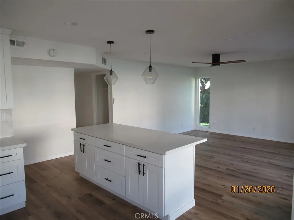 Photo #6: SW26035895 Listing: Photo #6