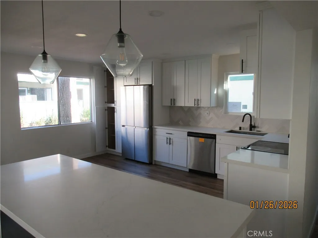 Photo #4: SW26035895 Listing: Photo #4