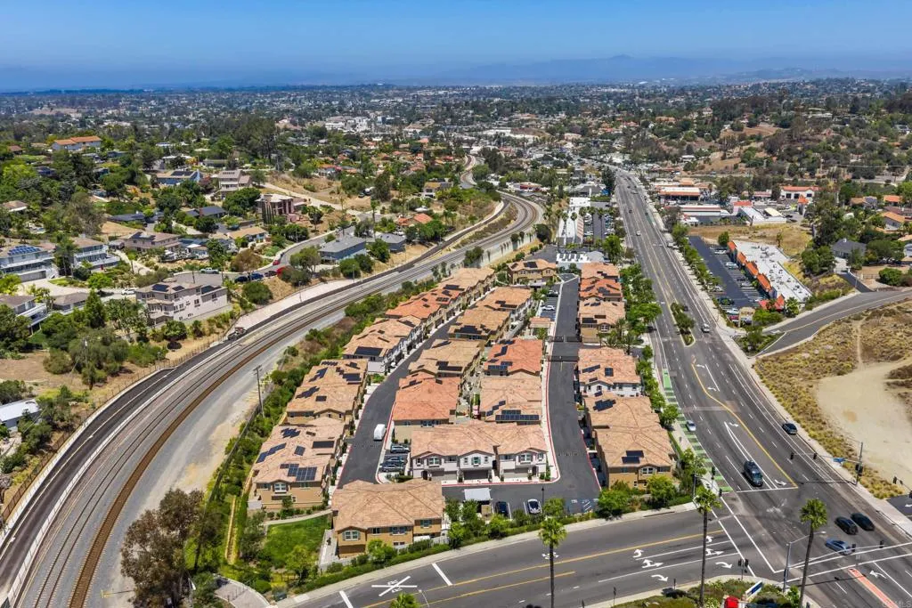 https://cdn.realtyfeed.com/cdn/127/306646040/1420ae7c5298d60d0b595d9cdf822efb.webp