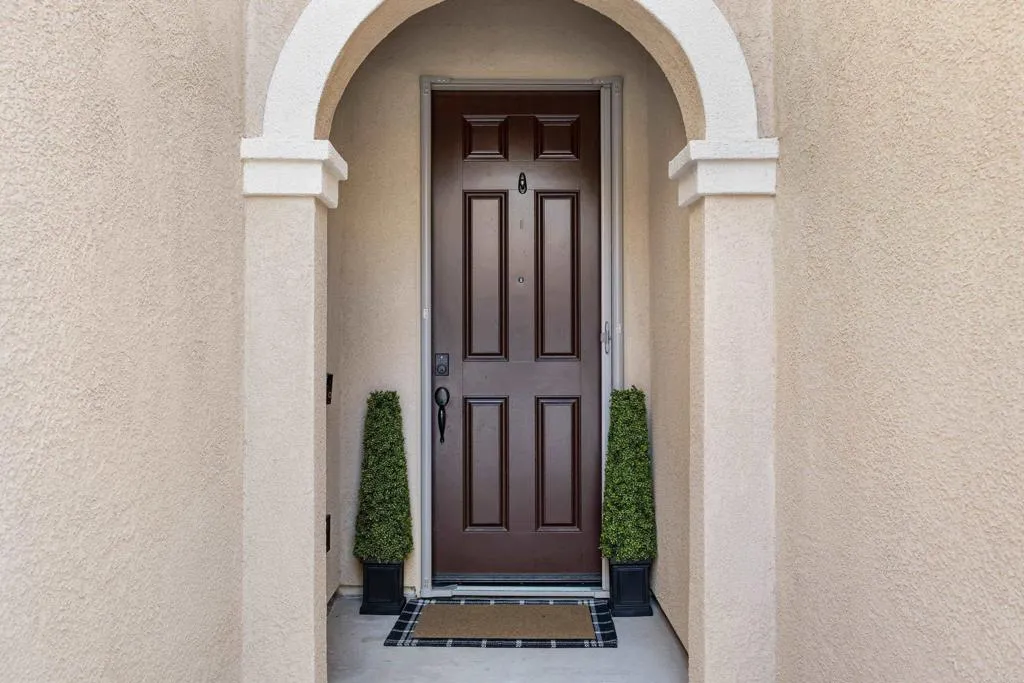 https://cdn.realtyfeed.com/cdn/127/306646040/4becb84a52f0b2963954c7d6f8a33a1b.webp
